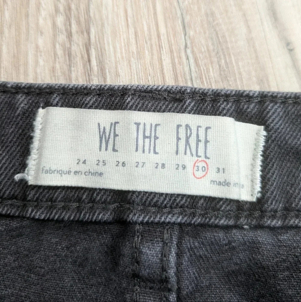 NWT Free People We The Free Zip It Up Mini Skirt in Black - Picture 2 of 8